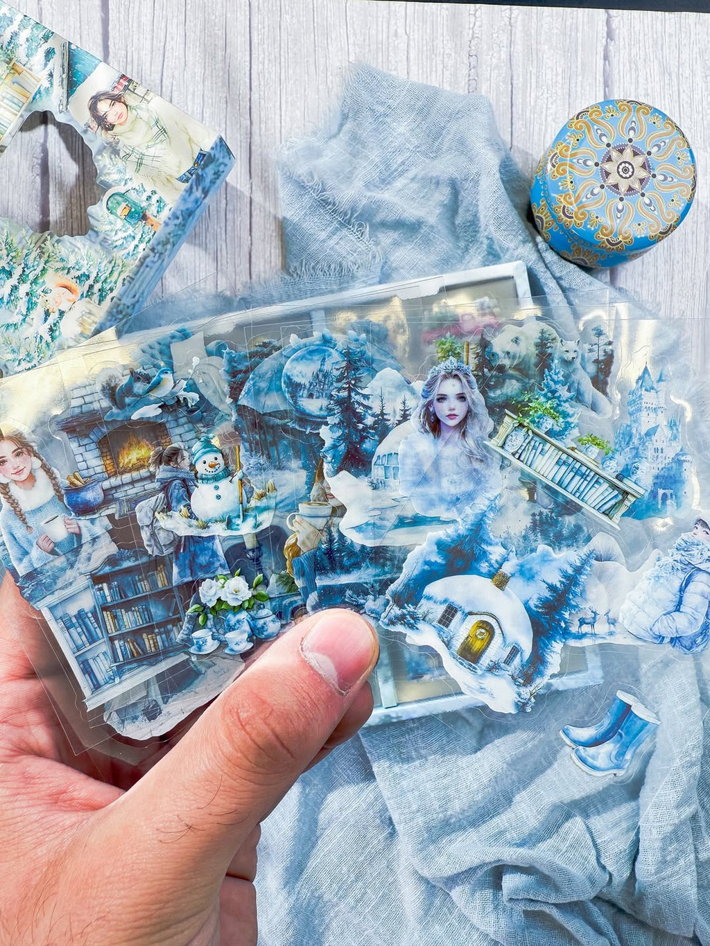 ✨❄️ صندوق 100 ملصق ❄️✨