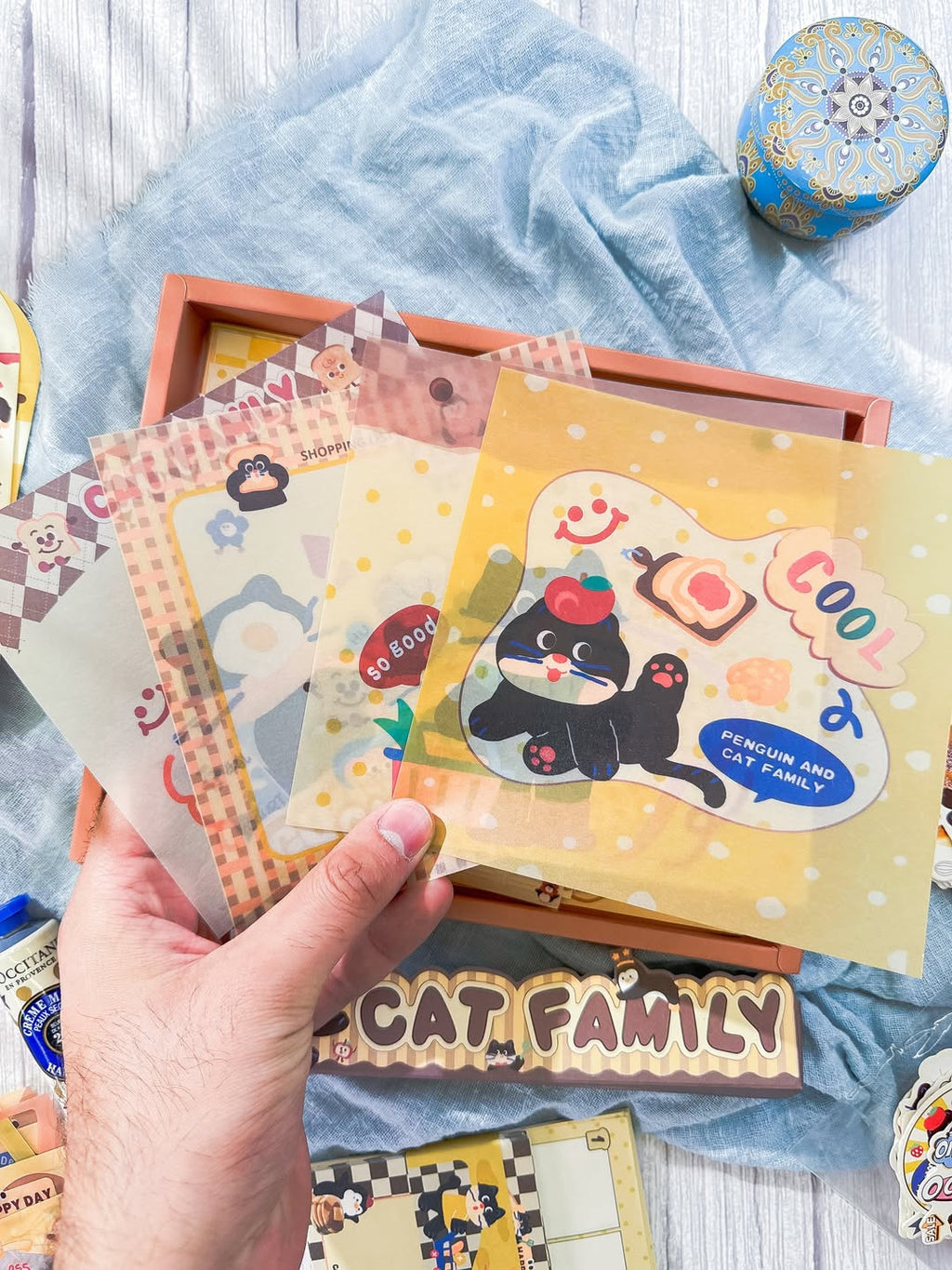 ⁨ ⁨ ✨🧡 صندوق الجورنال الشامل 🧡✨ نسخة عائلة القطط 🐈🐧