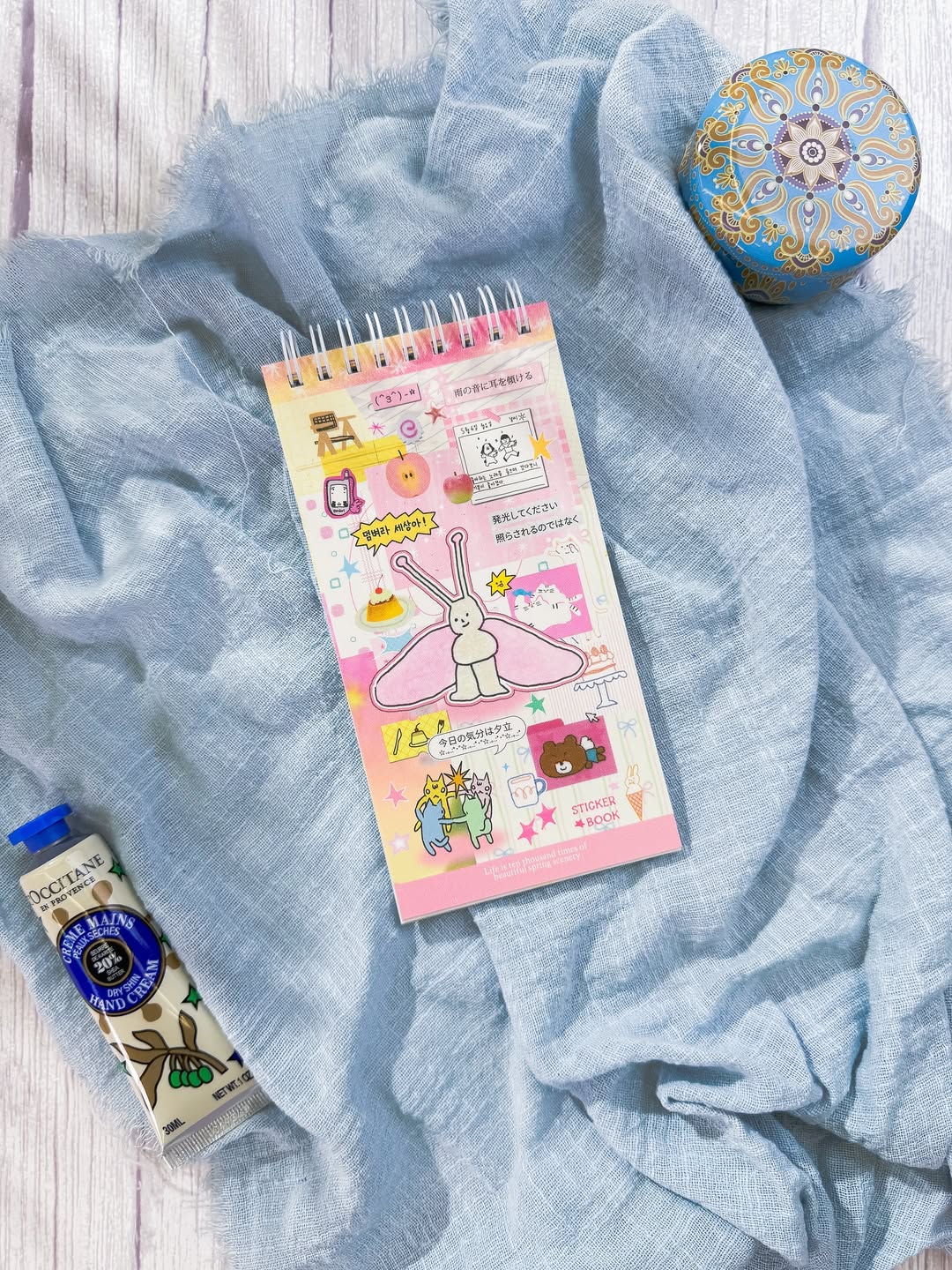 ✨🩷 كتيّب الملصقات الصغير 🩷✨