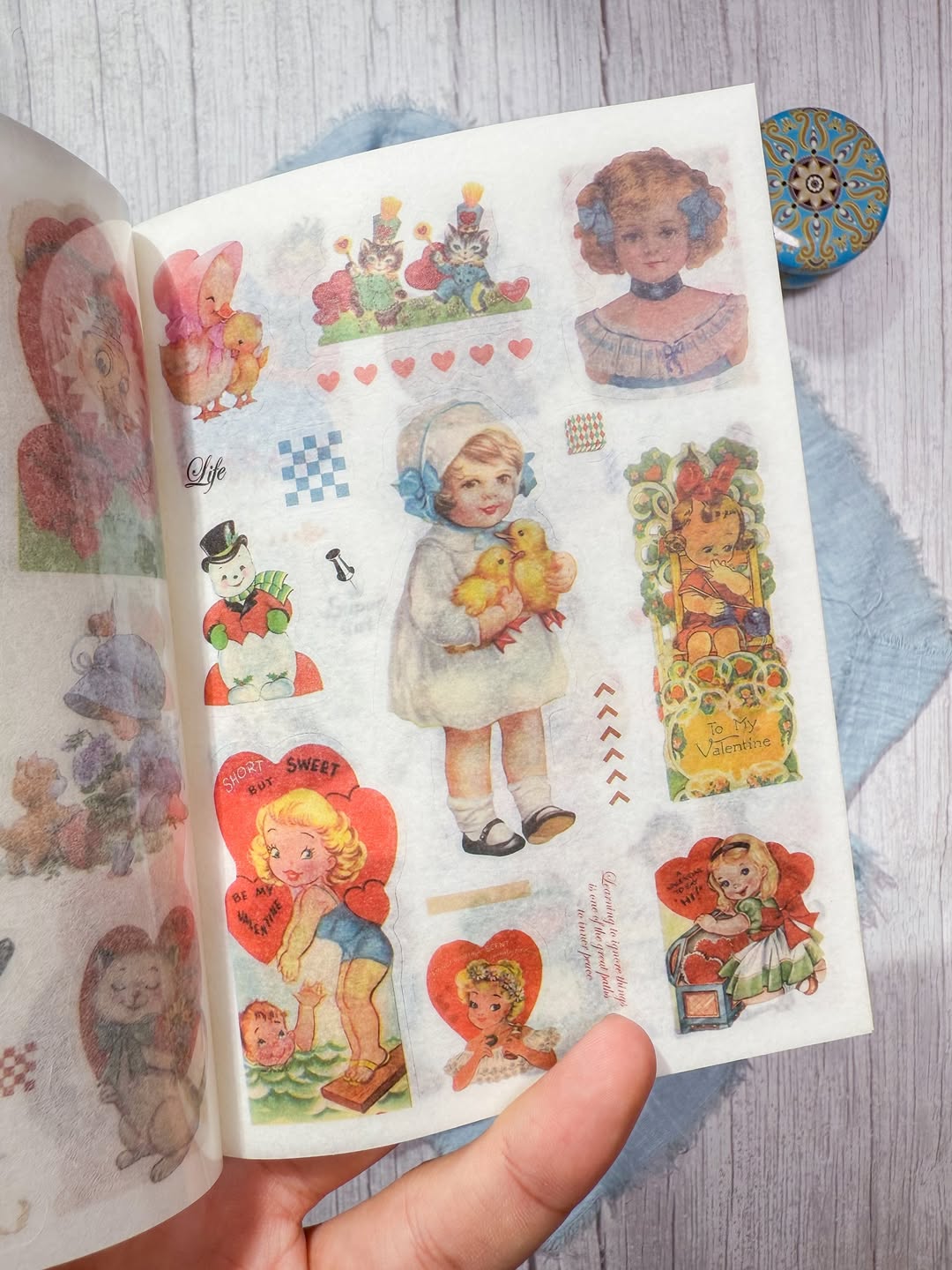 ✨🧚🏻 مجلة ستكرات القرية 🧚🏻‍♀️✨