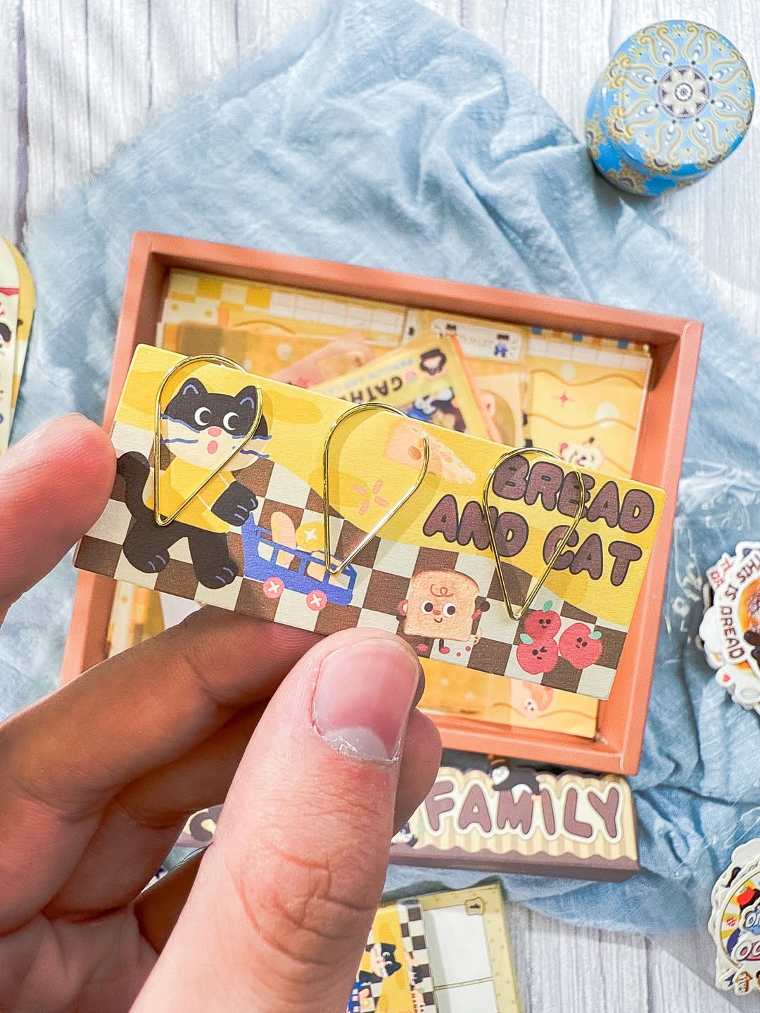 ⁨ ⁨ ✨🧡 صندوق الجورنال الشامل 🧡✨ نسخة عائلة القطط 🐈🐧