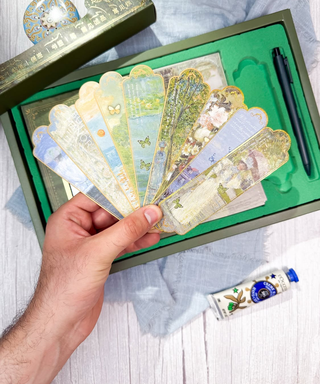 ✨🦋 صندوق الجورنال الكبير 🦋✨  نسخة الفراشة الخضراء 🌿💚