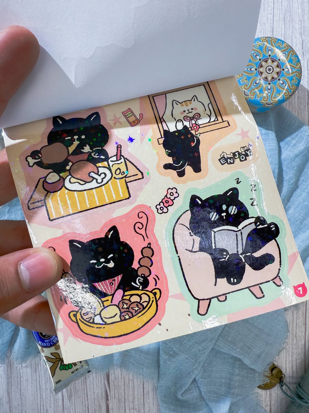 دفتر ملصقات Lucky Cat