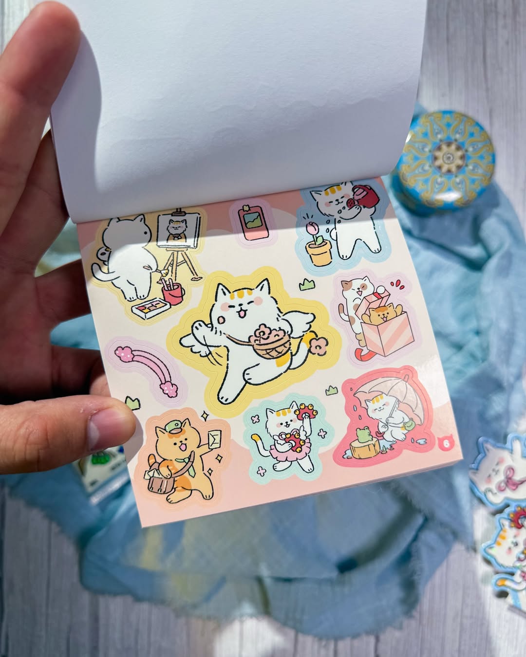 ✨🐈 دفتر ملصقات Lucky cat 🐈✨