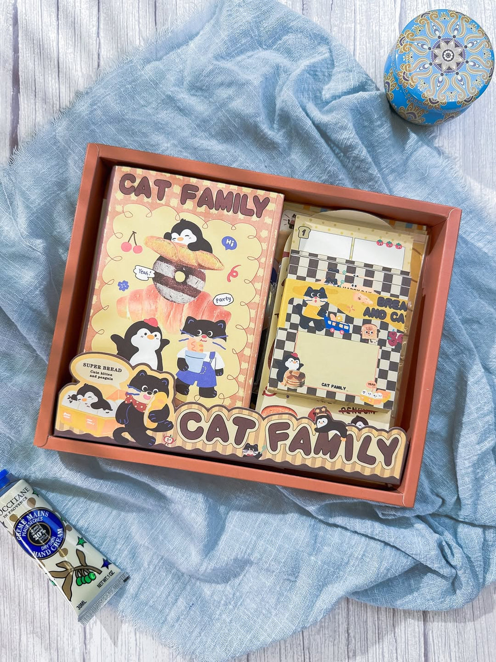 ⁨ ⁨ ✨🧡 صندوق الجورنال الشامل 🧡✨ نسخة عائلة القطط 🐈🐧