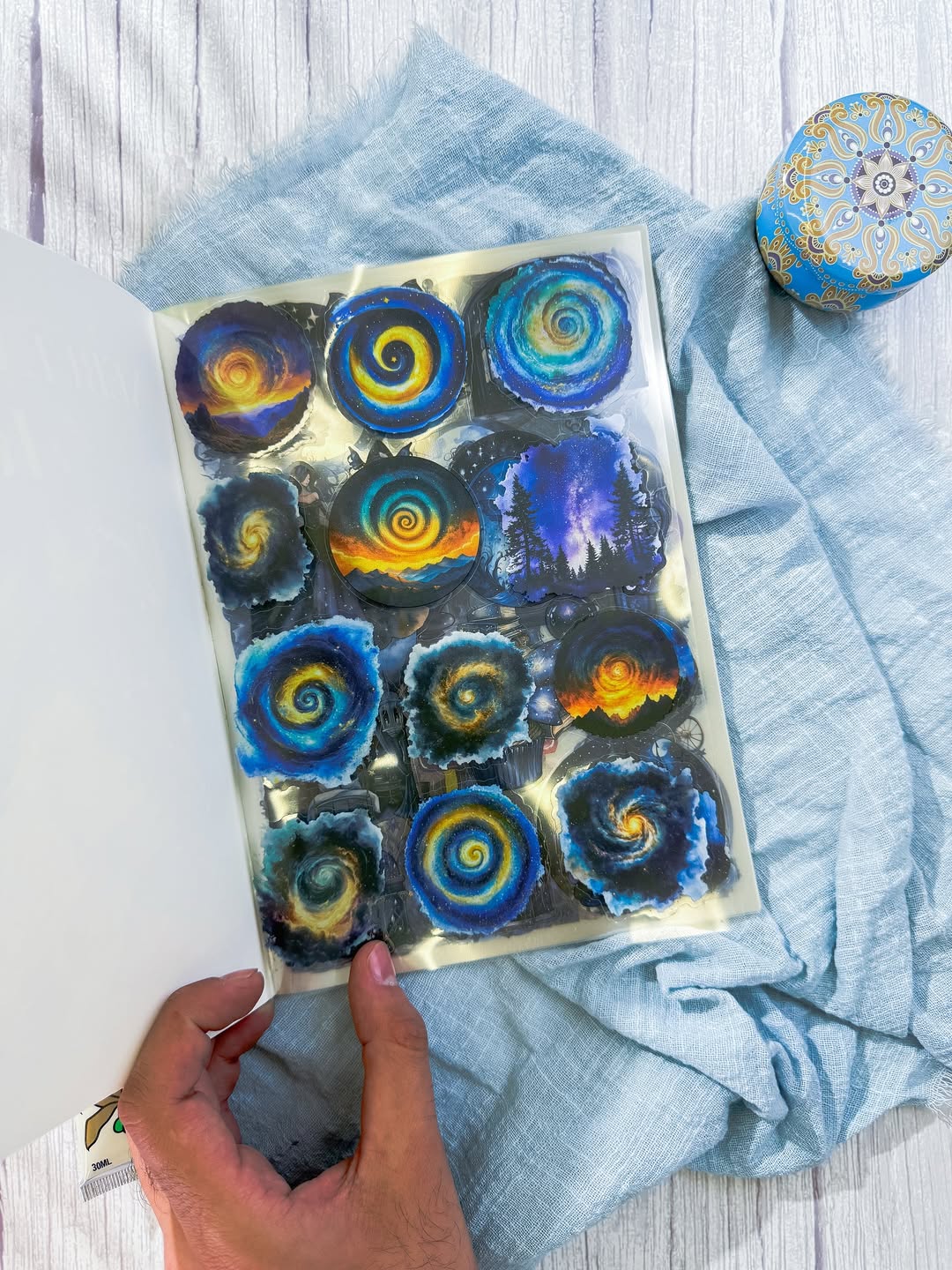 ✨💙 مجلة الملصقات 💙✨ نسخة أسرار عالم نبيولا 🌒💫✨